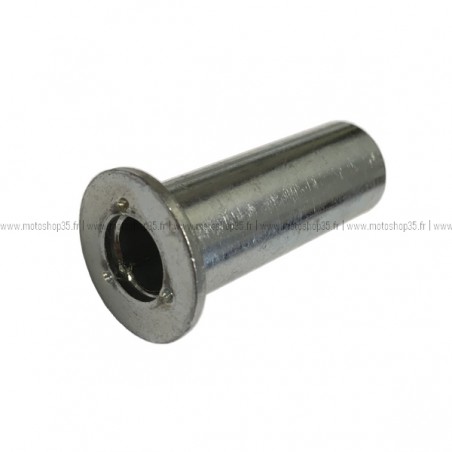 Entretoise épaulée 9.2x13.8x38.5 Kawasaki 921521629 | Moto Shop 35