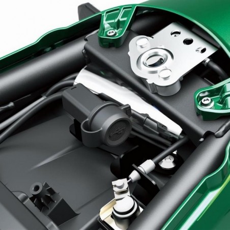 Prise USB-A (sous selle) Kawasaki Z650RS (2022-2024) | Réf. 999941552