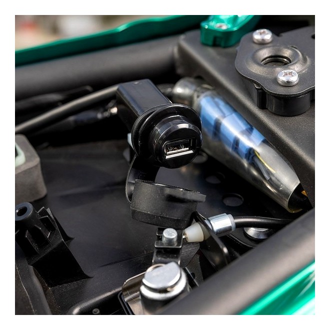 Prise USB-A (sous selle) Kawasaki Z650RS (2022-2024) | Réf. 999941552