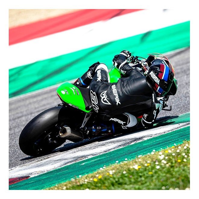 Ligne complète Spark Force Titane Kawasaki Ninja ZX-6R (2009-2020) | Réf. GKA8829T