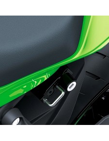 Accroche casque (système One key) Kawasaki Ninja ZX-4R (RR) (2024) | Réf. 999941880
