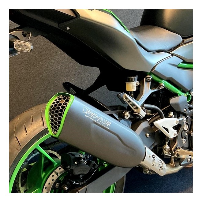 Silencieux Sport Remus (Noir avec liseré argenté) Kawasaki 258EXP0131S | Moto Shop 35