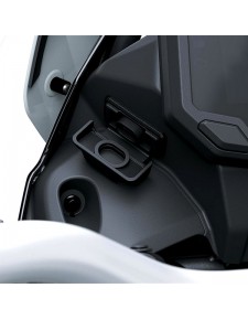 Prise USB-C intégrée Kawasaki KLE500 (2026) | Réf. 999942268