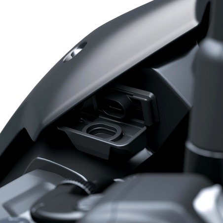 Prise USB-C intégrée 999942353 Kawasaki Z650 S (2026) | Moto Shop 35