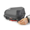 Sacoche de réservoir 5 litres GIVI WL902 | Moto Shop 35
